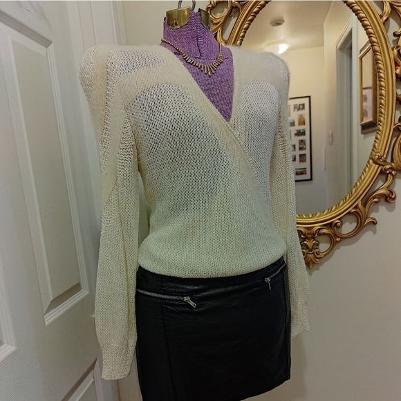 Vintage Crossover Knit Sweater - Picture 3 of 8